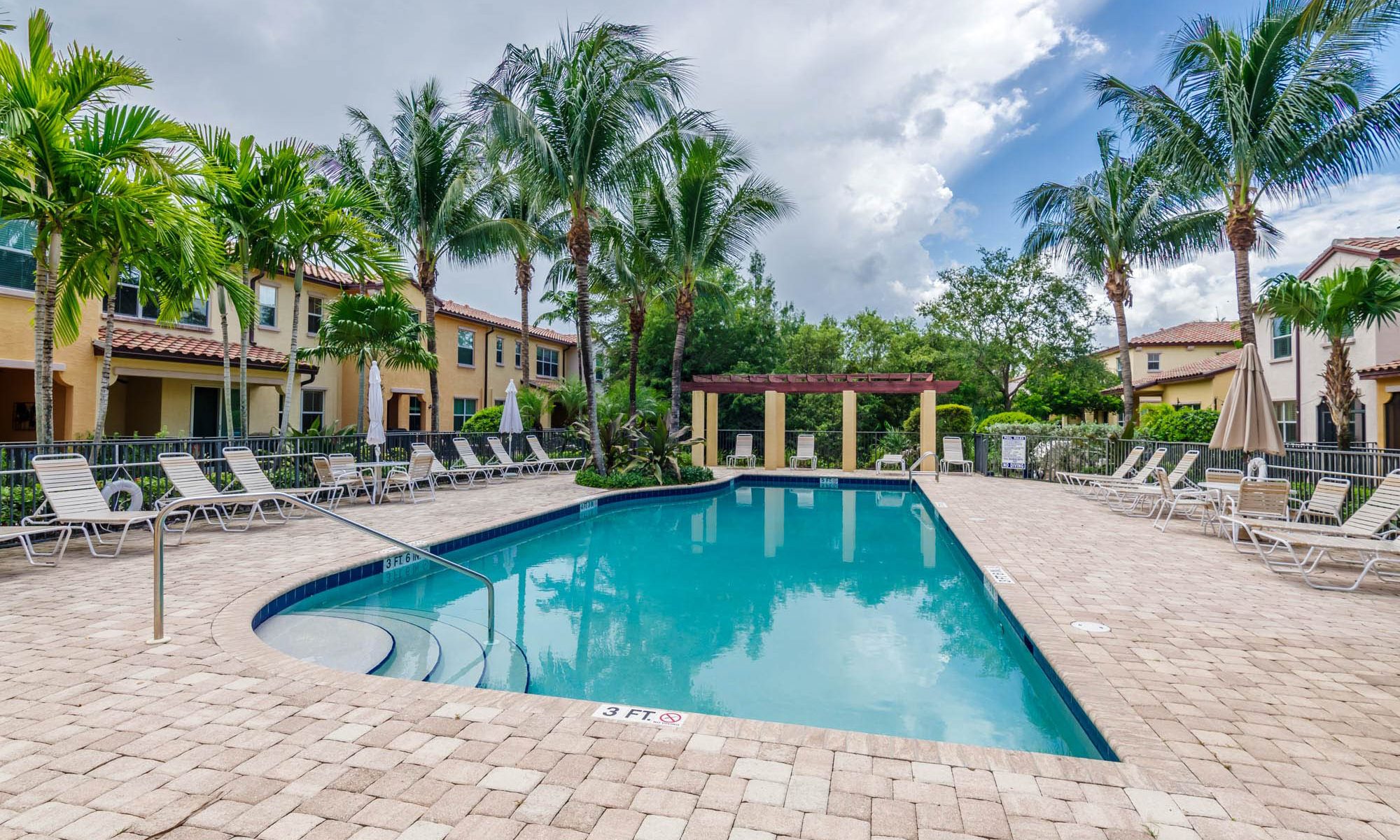 Trevi Grand Townhomes Palm Beach Gardens 5 Homes for Sale Echo Fine