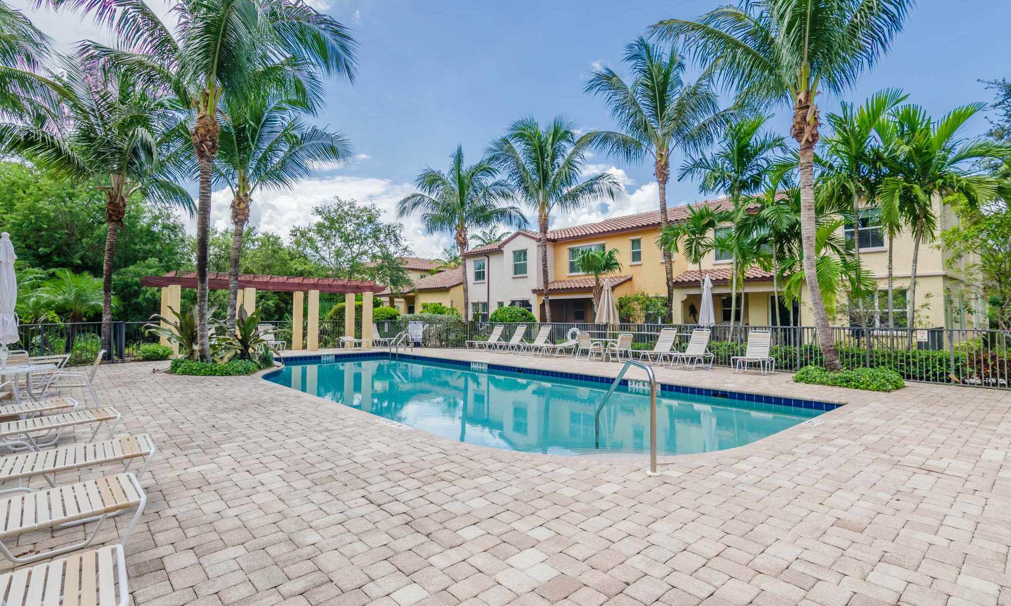 Trevi Grand Townhomes Palm Beach Gardens 5 Homes for Sale Echo Fine