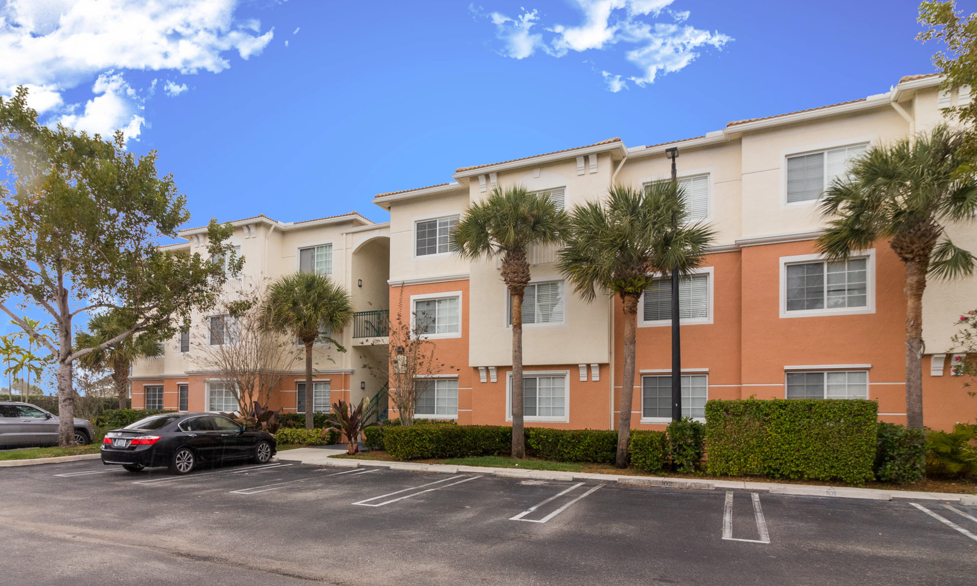 MAJESTIC MIRABELLA VIEWS Echo Fine Properties