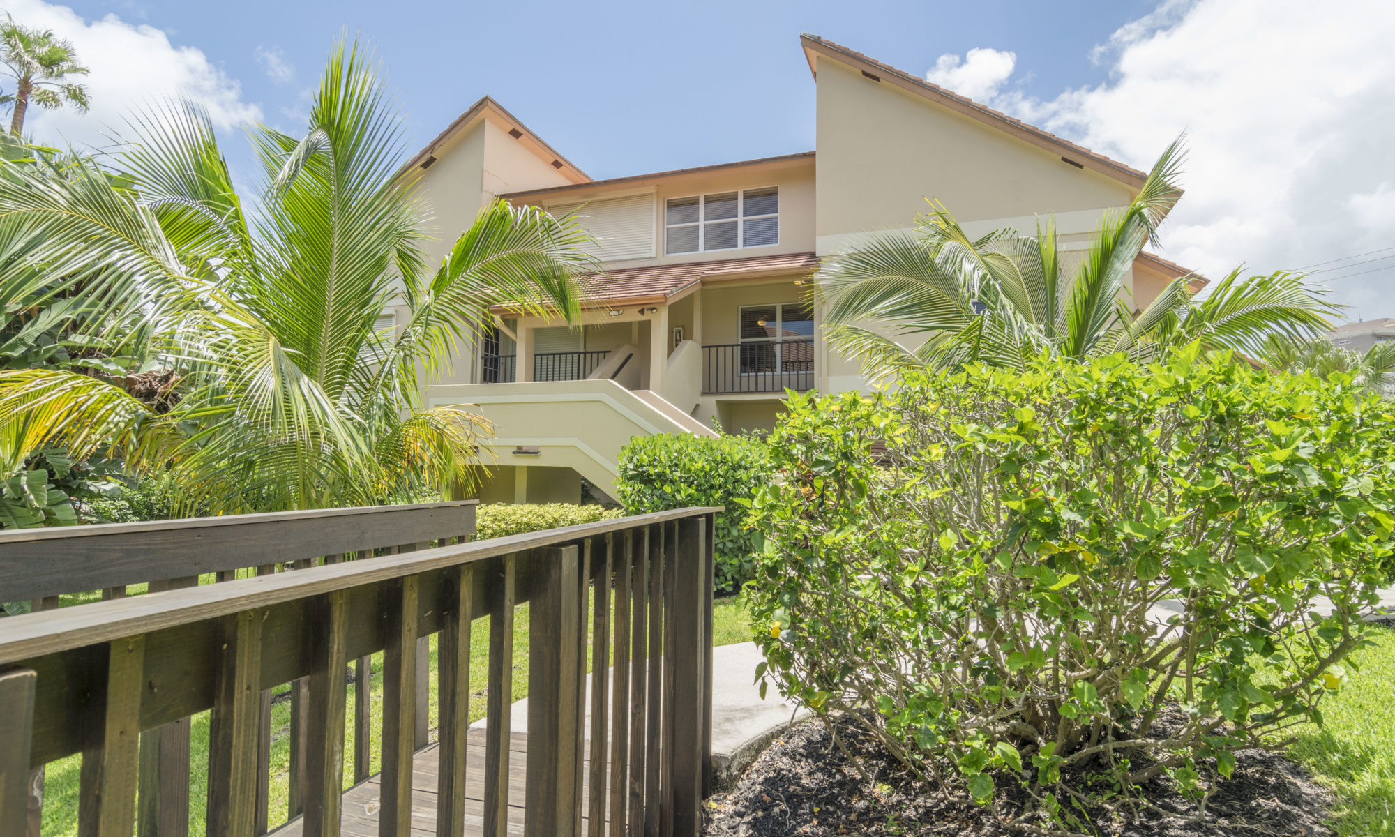 New Rental Adorable in Abacoa 1200 Town Center Drive 313