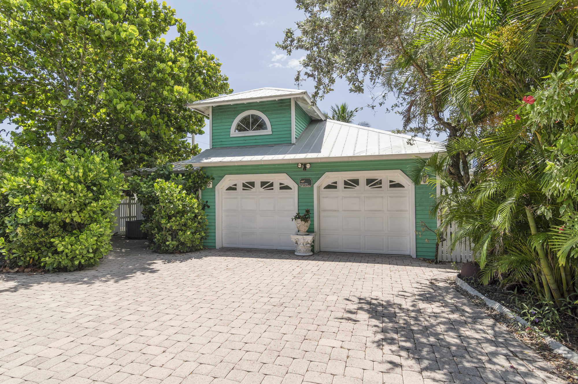 JUST LISTED IN JUNO BEACH! BEACH LOVER'S DREAM HOME!