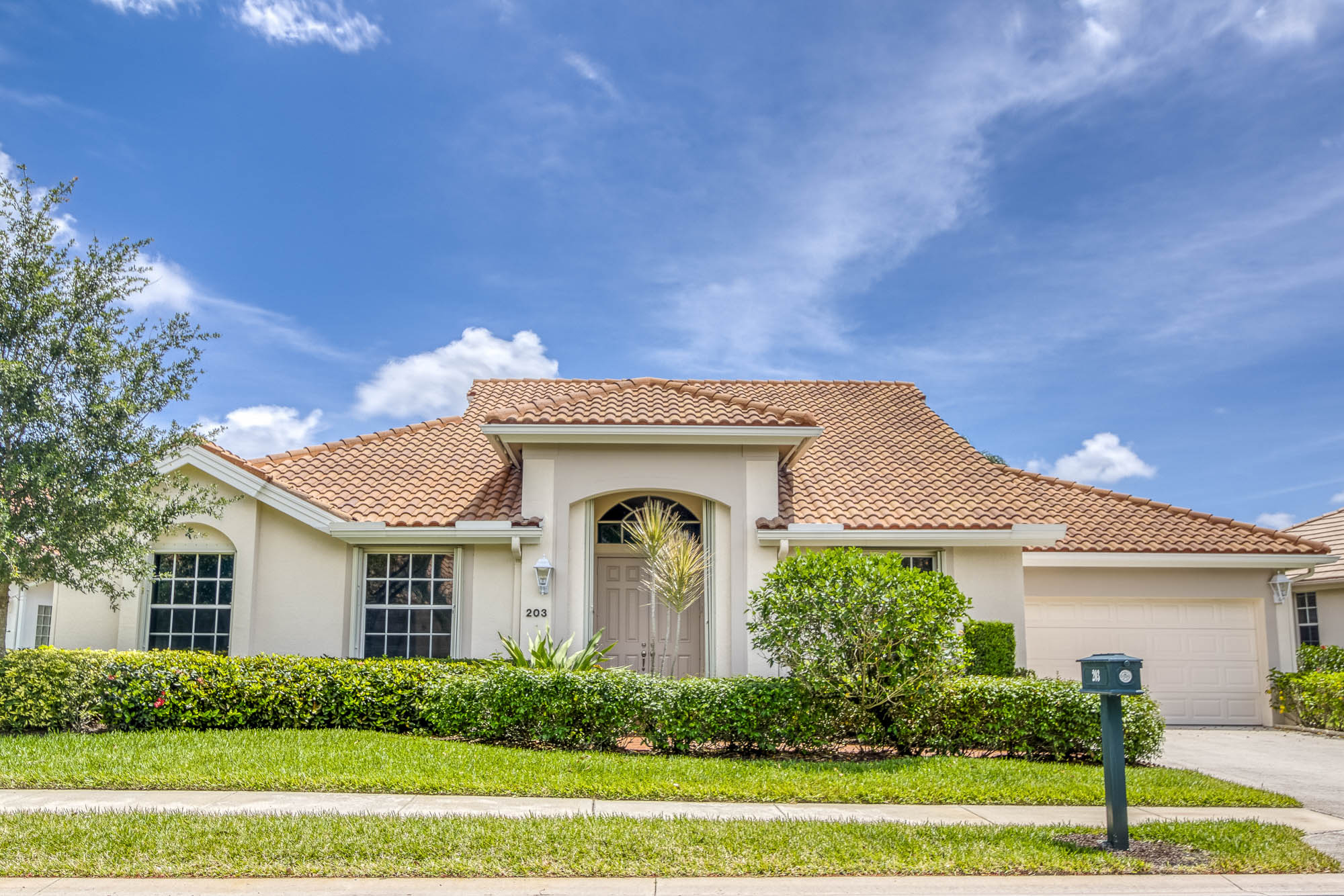 Just Listed Exceptional in Eagleton 203 Eagleton Estate Boulevard