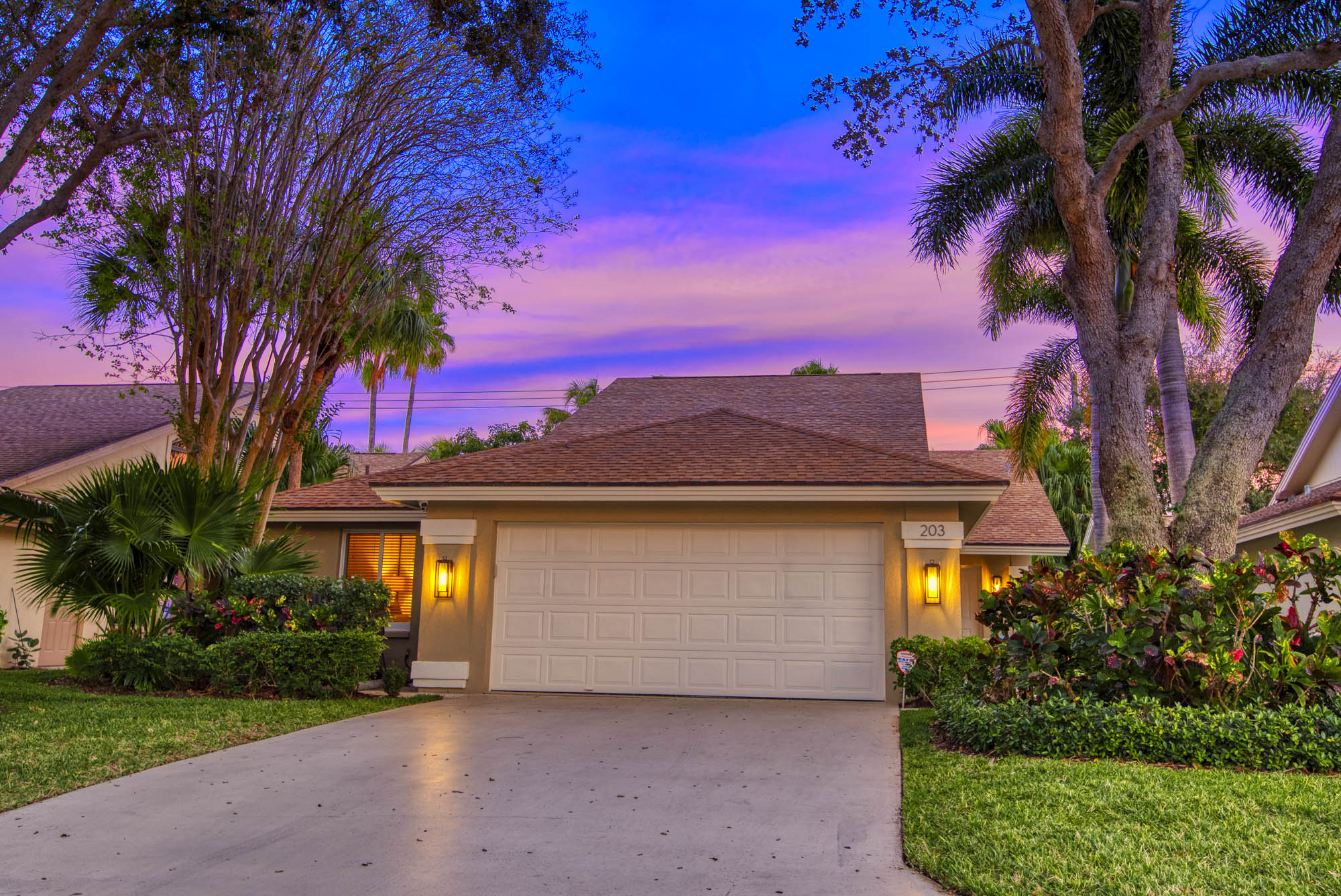 Just Listed 203 E River Park Drive Echo Fine Properties